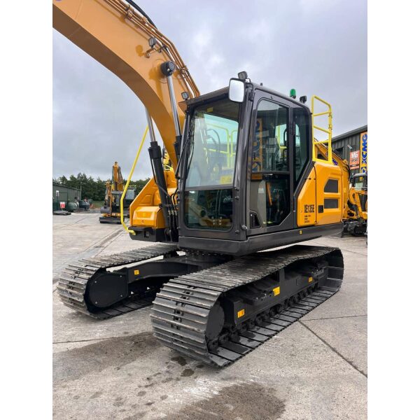 XE135 E XCMG Excavator Ireland 10