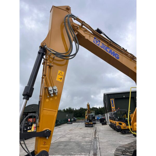 XE135 E XCMG Excavator Ireland 13