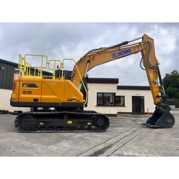 XE135 E XCMG Excavator Ireland 7